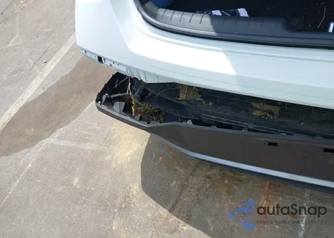 2025 Hyundai Elantra Sel Sport z USA, uszkodzony, nr VIN KMHLM4DG2SU886376